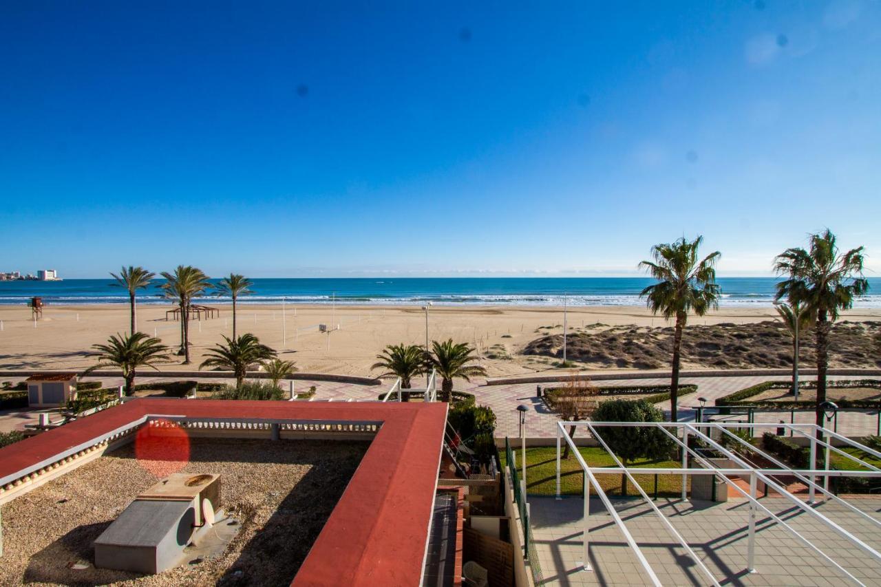 Espacio 2 Primera Linea De Playa Кулера Екстериор снимка