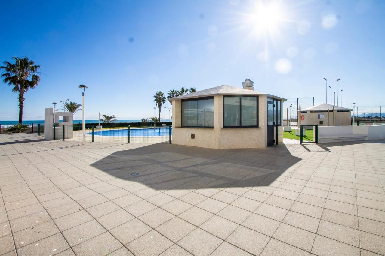 Espacio 2 Primera Linea De Playa Кулера Екстериор снимка